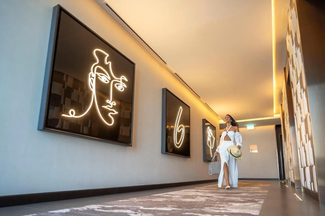 Hyatt Centric Jumeirah Dubai Hotel